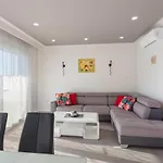 Luxury City & Sweet Apartment